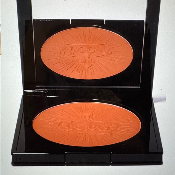 Pat McGrath Labs Divine Bronzer - Bronze Divinity - Picture 2 of 3